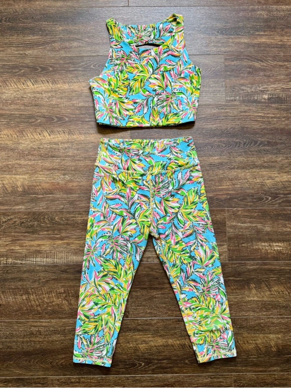 BECCO 2 pc Workout Outfit L